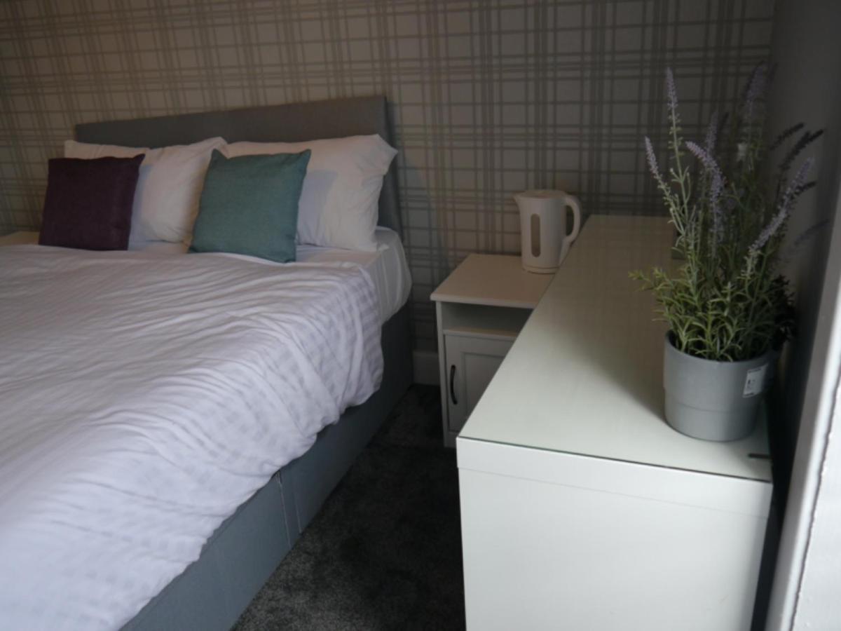 Caledonian Rooms Bellshill Exteriör bild